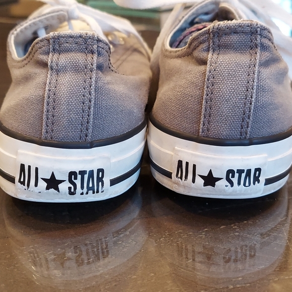 Converse Chuck Taylor All Star Low Top Sneaker - Picture 4 of 9